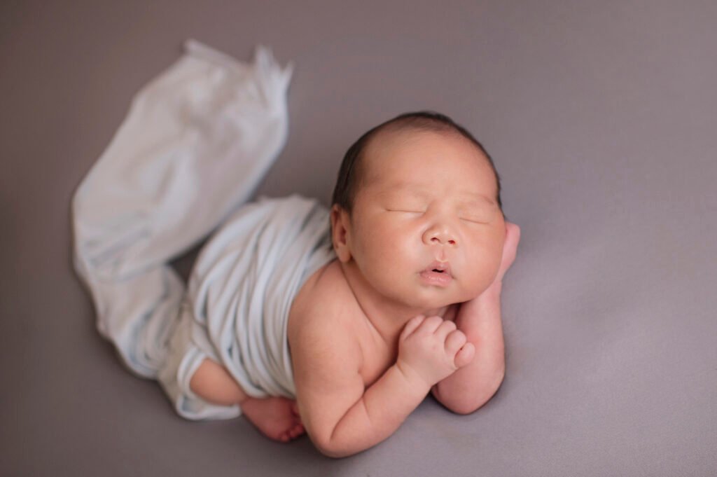 Best Age for Newborn Photography in Sydney: When Should You Book Your Baby’s Shoot? 2 Best Age for Newborn Photography - Orpico