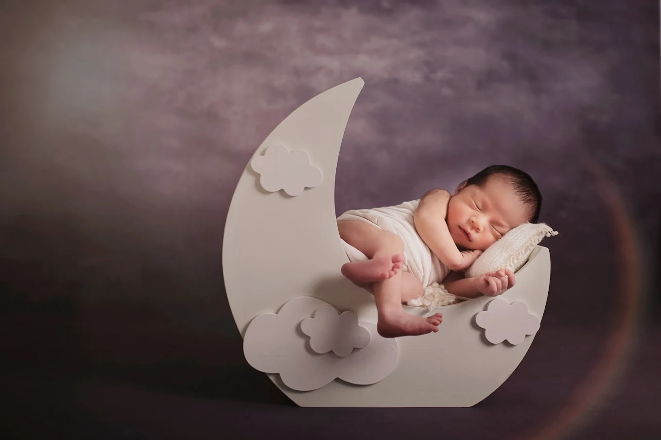 Newborn Photoshoot - Orpico